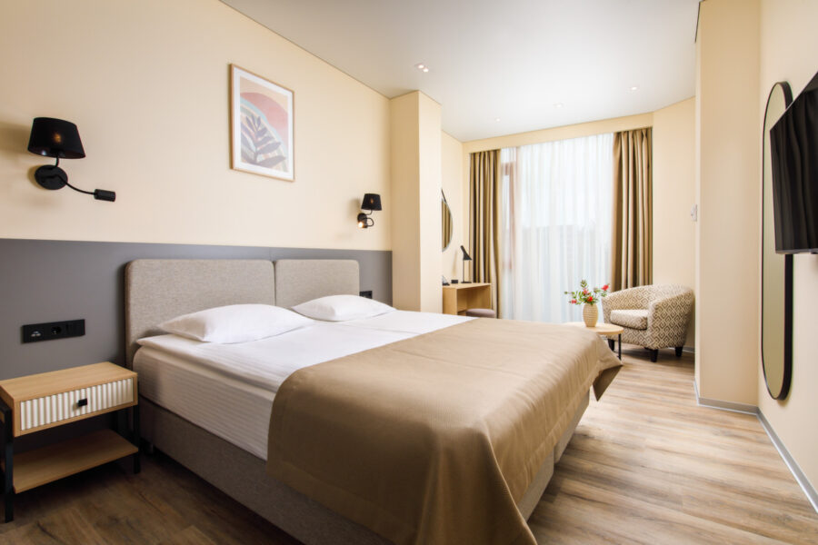 Номер «Стандарт Плюс» в санатории «Русь» в Ессентуках - фотография