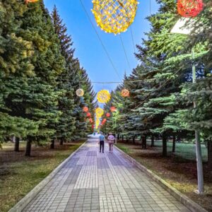 Территория санатория «Русь» в г. Ессентуки - фотография