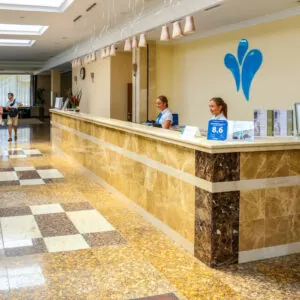 Ресепшен в санатории 'Русь' в г. Ессентуки - фотография