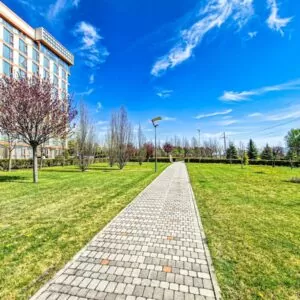 Территория санатория «Русь» в г. Ессентуки - фотография